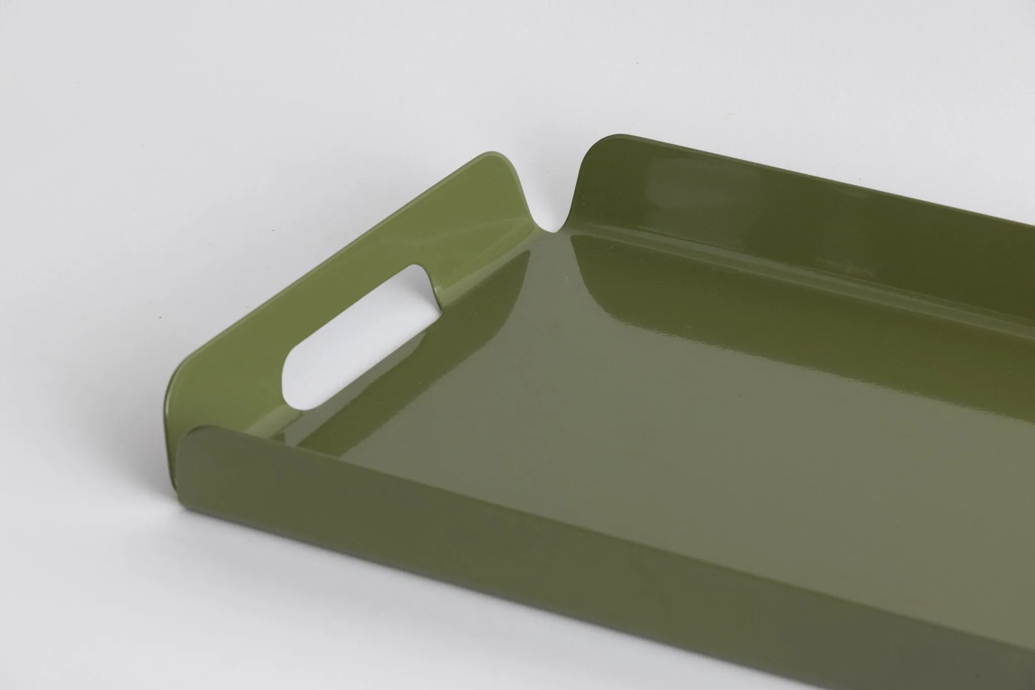 Arlo Tray Moss