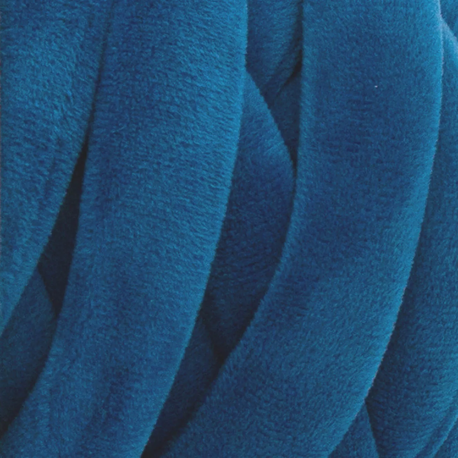 Cover Story™ Cozy Luxe Yarn
