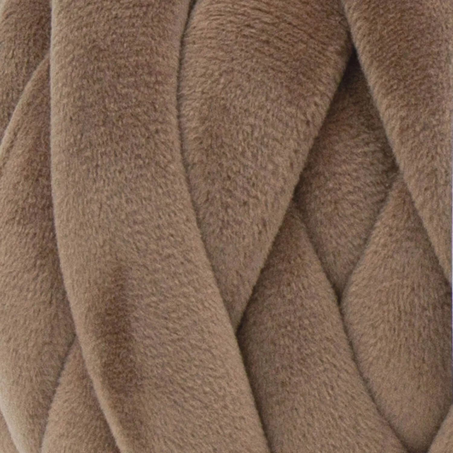 Cover Story™ Cozy Luxe Yarn