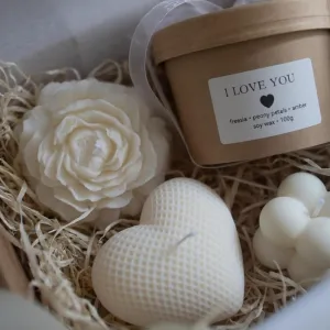 E_glaze Personalised Mothers Day Soy Candle Gift Set | Candle Gift Box | Birthday Gift for her | Hand-Poured Candles | Gifts for Mum.(White | Mothers Day Soy Candle Gift Set of 14 Items)