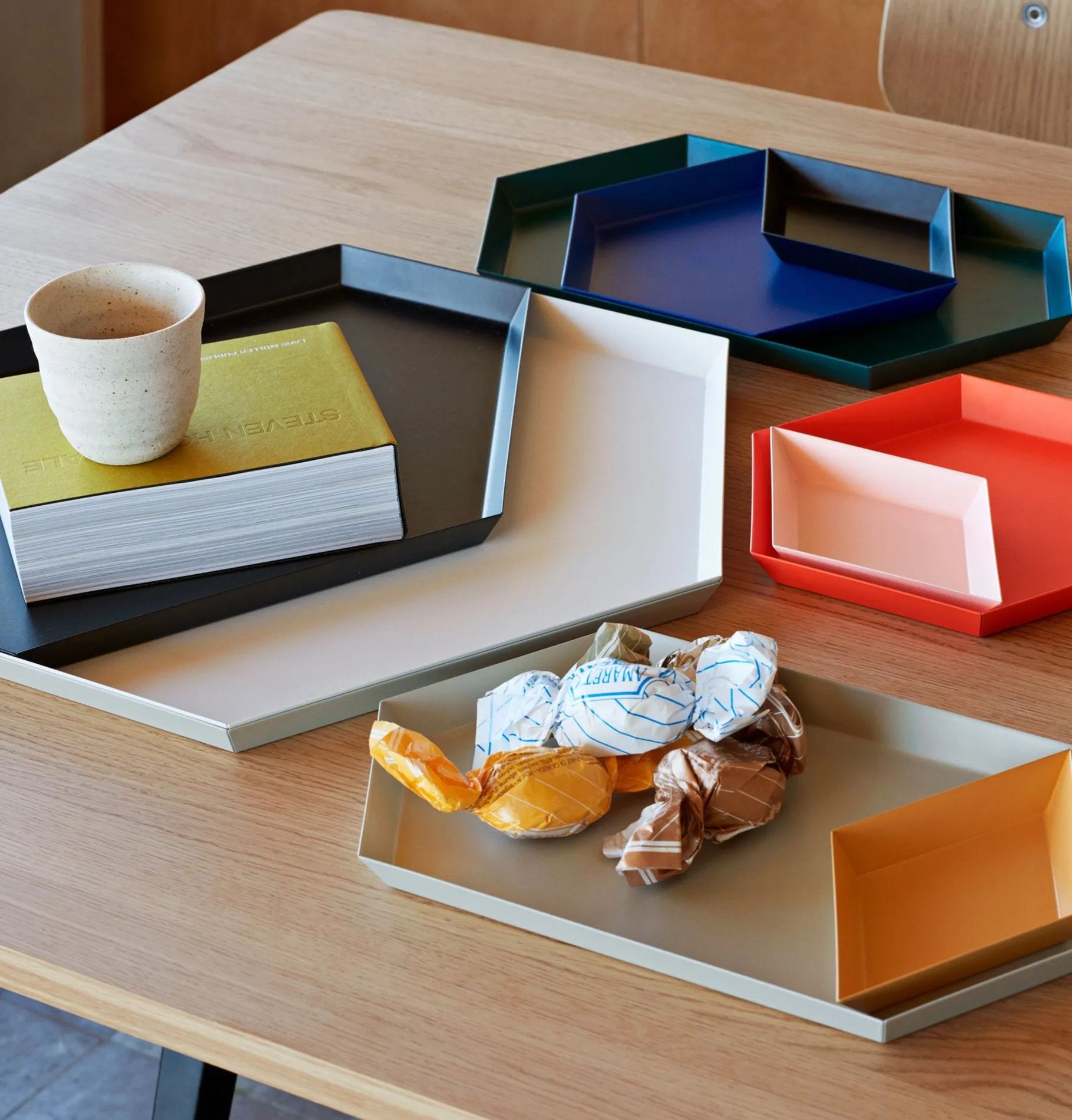 HAY Kaleido Tray - Royal Blue XS