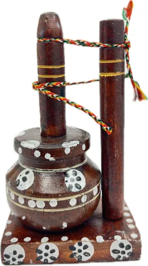 Laddu Gopal Wooden Makhan Madhani Handmade Decoration Item in Janmastami Decoration/Mandir/Beautiful Broun Colour Matki 6.6 Inch