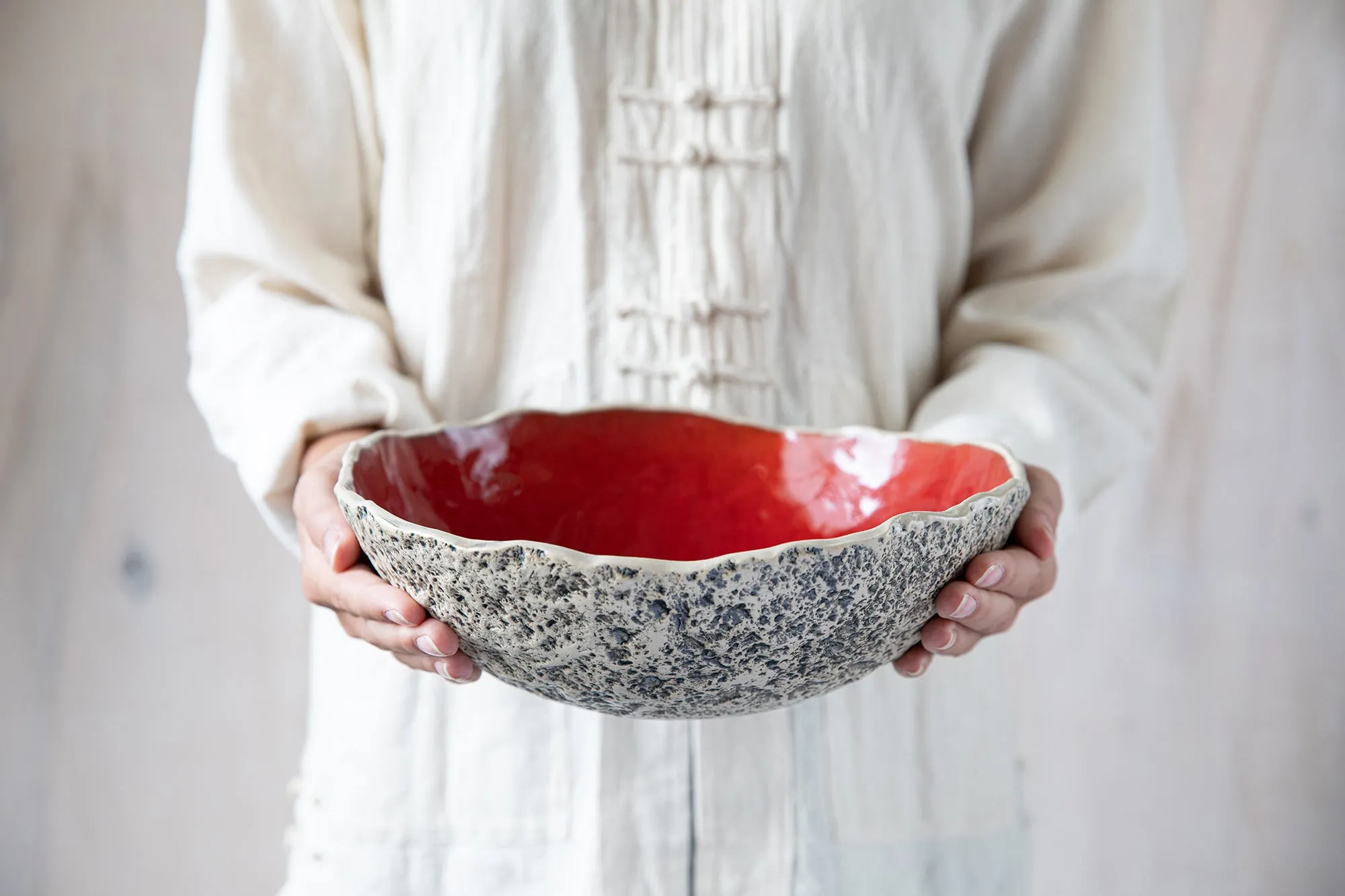Large nesting bowl set