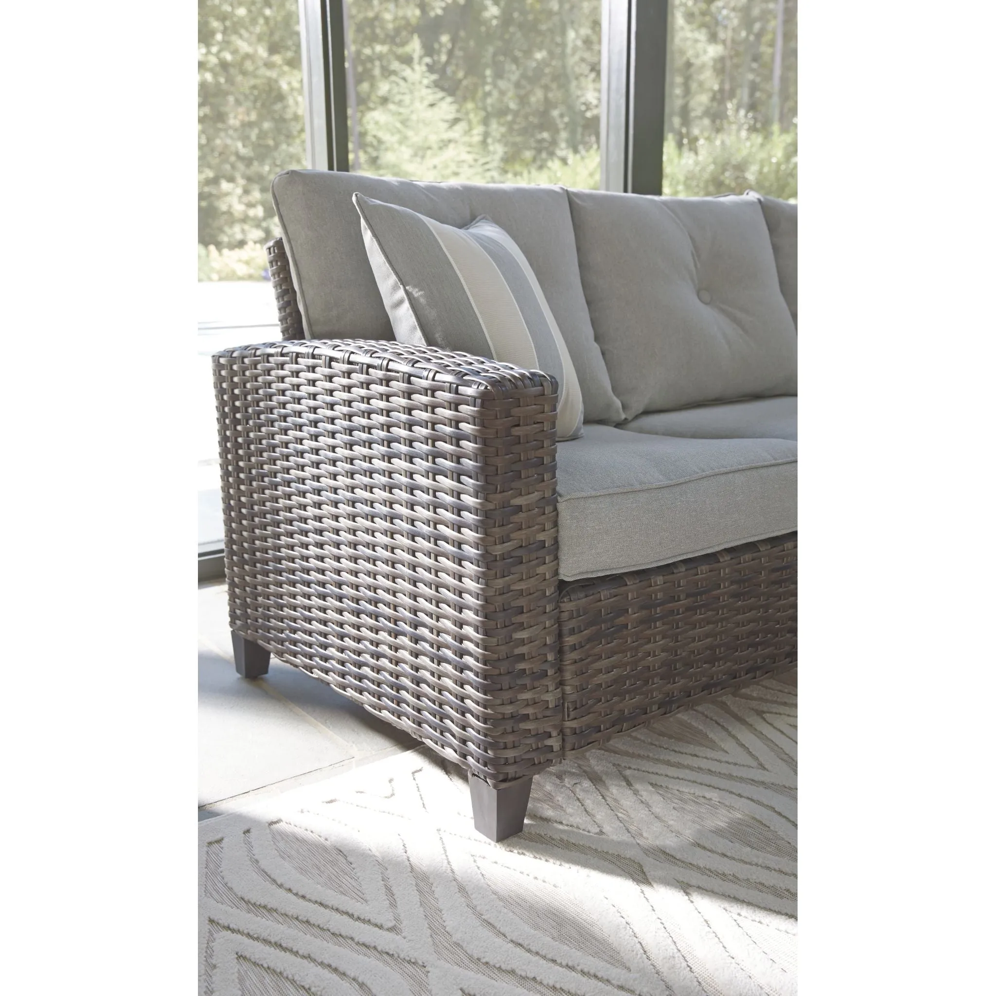 Outdoor Cloverbrooke Sofa/Chairs/Table Set (4/CN) Gray
