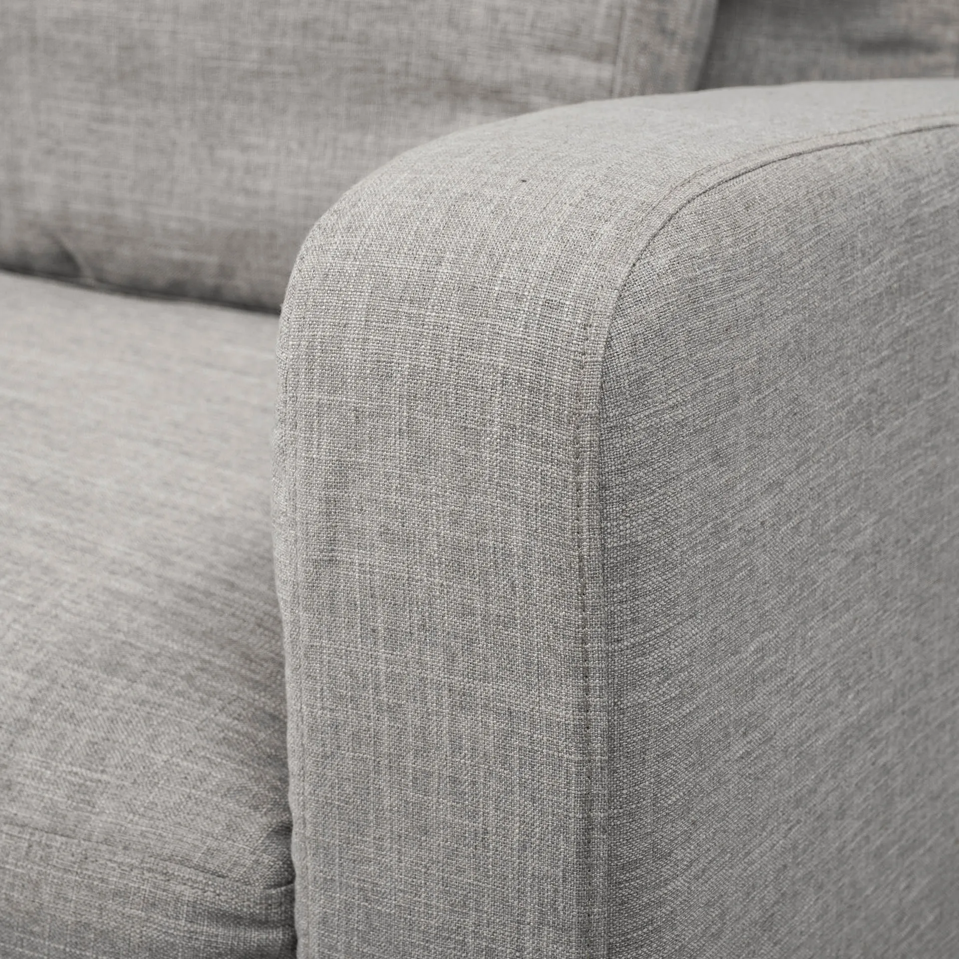 Payton Love Seat in Castlerock Gray