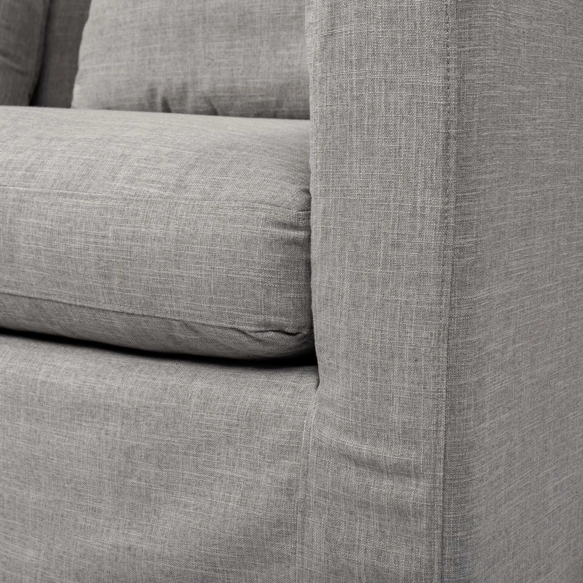 Payton Love Seat in Castlerock Gray